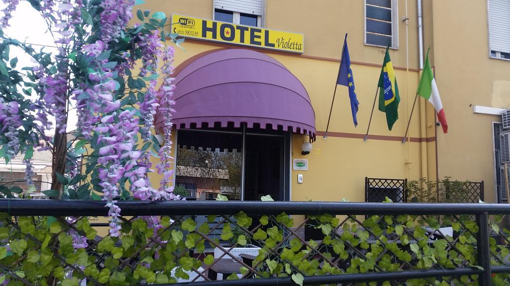 Hotel Violetta Parma Esterno foto